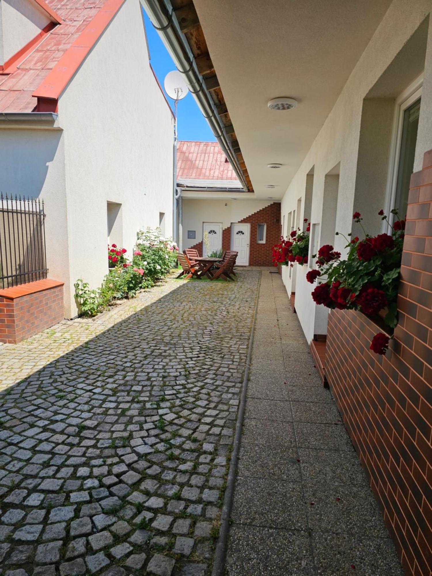 Olomouc New3 Apartment Екстериор снимка